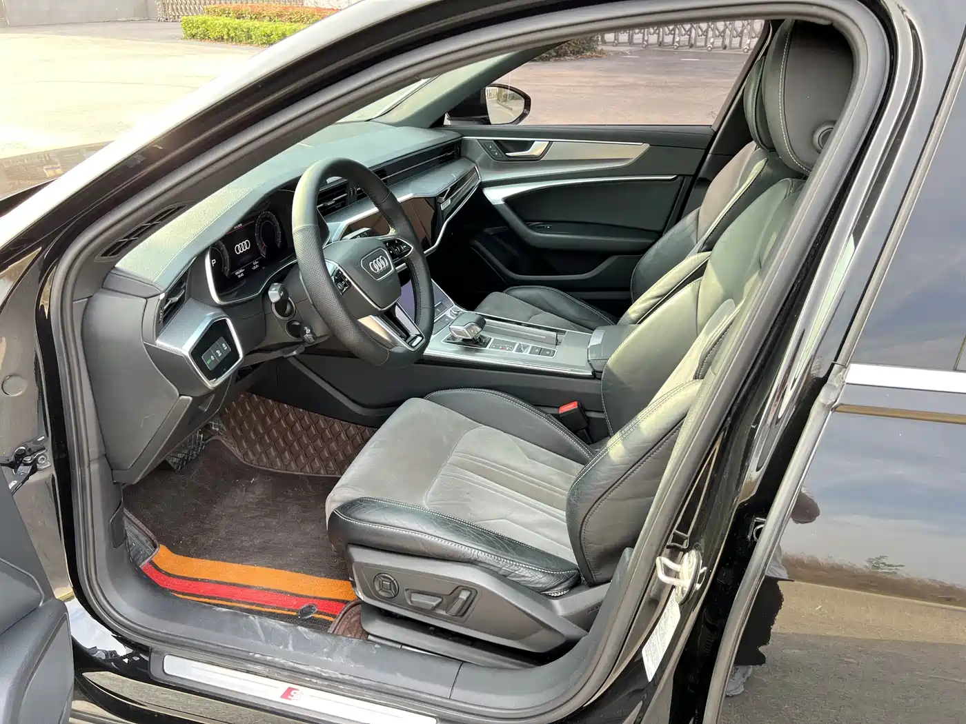 Audi A6L 2021 40 TFSI Luxury Sport фото 10