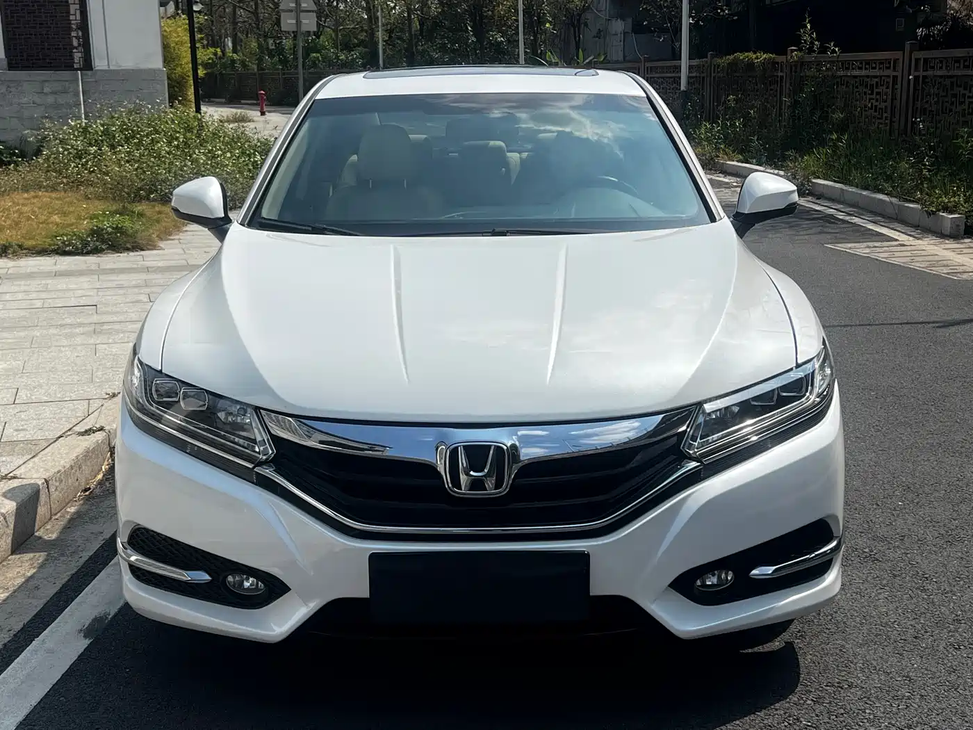 Honda Spirior 2015 2.4L Luxury Edition фото 8