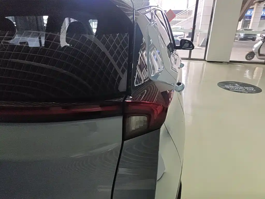 Buick Velite 7 2021 2020 652E Connected Smart Edition