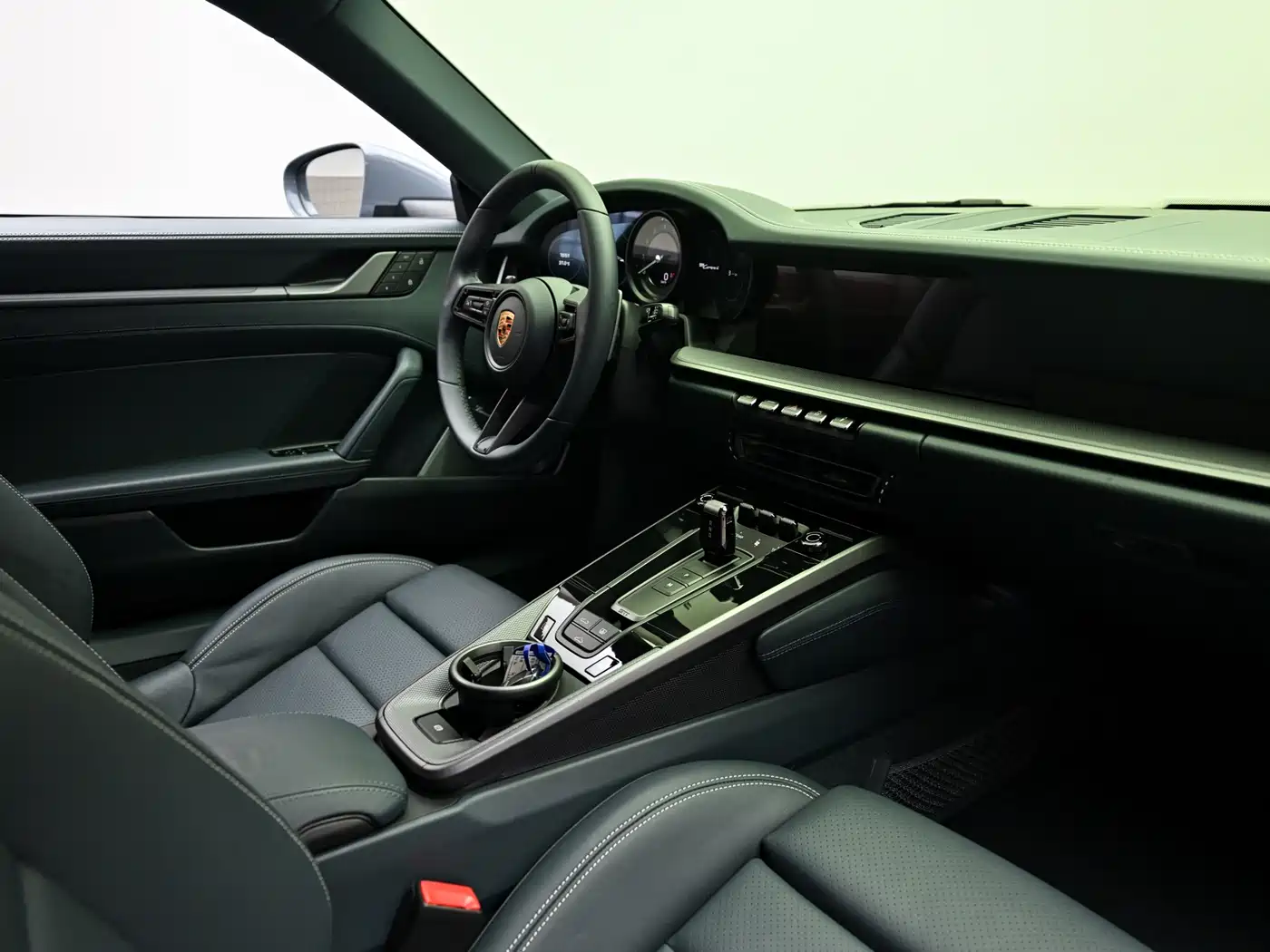 Porsche 911 2025 2023 Carrera 4 3.0T