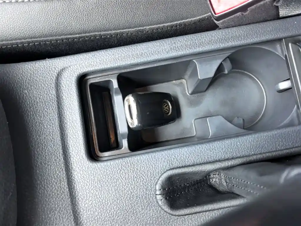 Volkswagen Sagitar 2017 230TSI Automatic Comfort фото 9