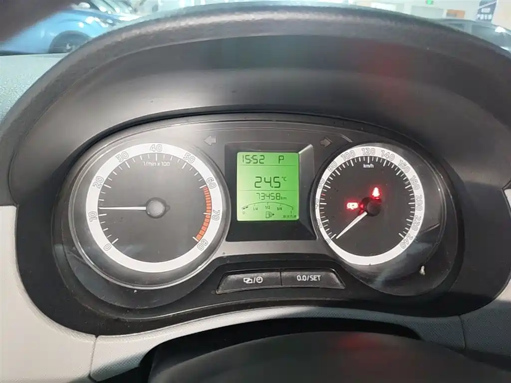 Škoda Fabia 2017 1.4L Auto Car Enjoy Edition фото 12