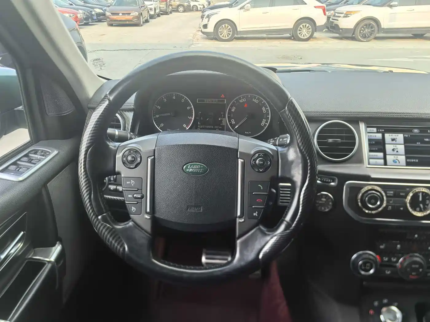 Photo 19 - Land Rover Discovery