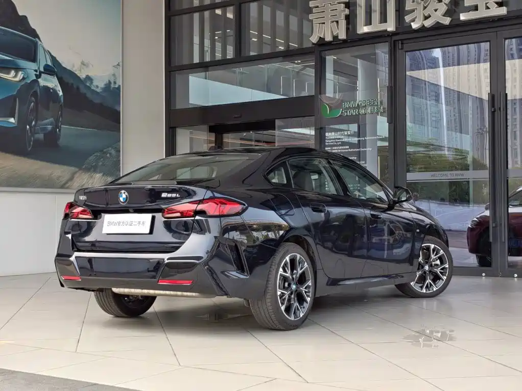 BMW 2 Series 2025 2025 225L M Sport Package
