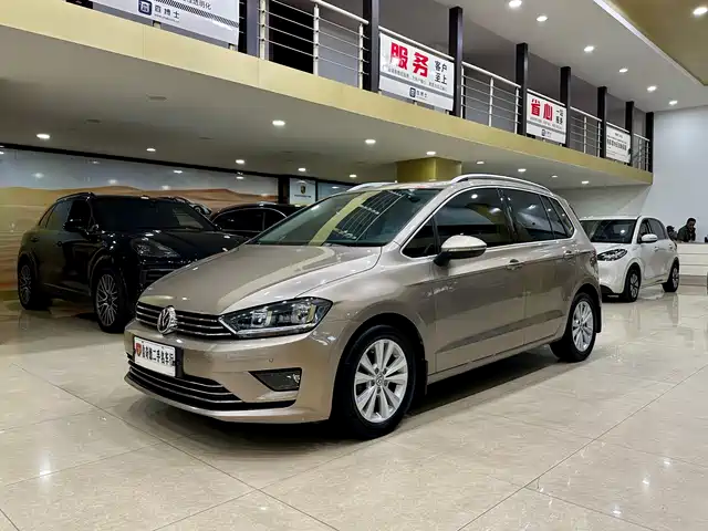 VOLKSWAGEN GOLF*JIAYU