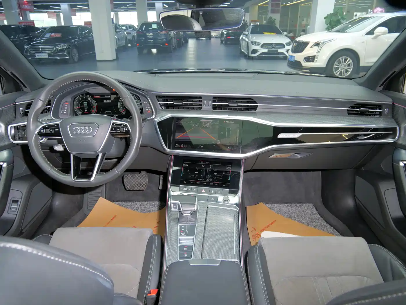 Audi A6L 2021 45 TFSI Exclusive Sport фото 10