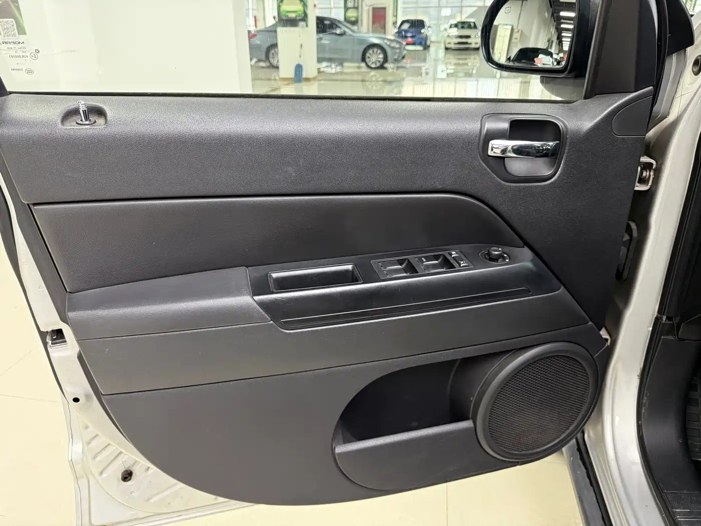 Фото 23 - Jeep Compass (Import)