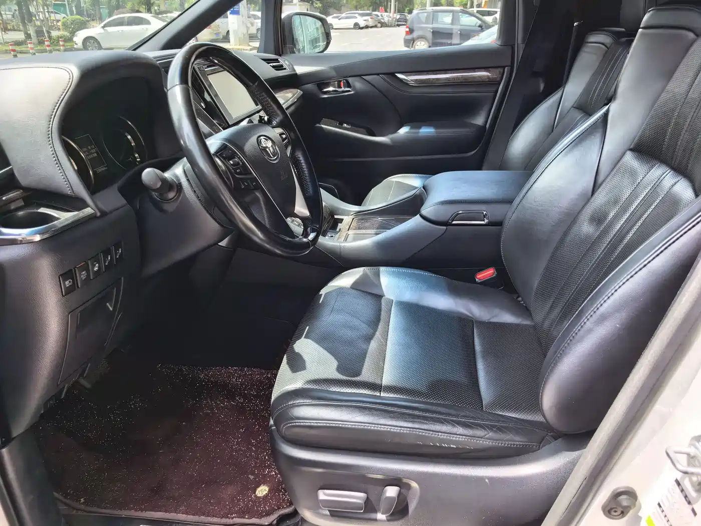 Toyota Alphard 2018 Facelift 3.5L Premium Edition фото 9