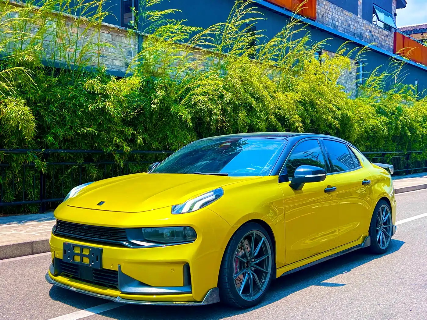 Lynk & Co 03 2021 03+ 2.0TD Auto Wind Rider Edition
