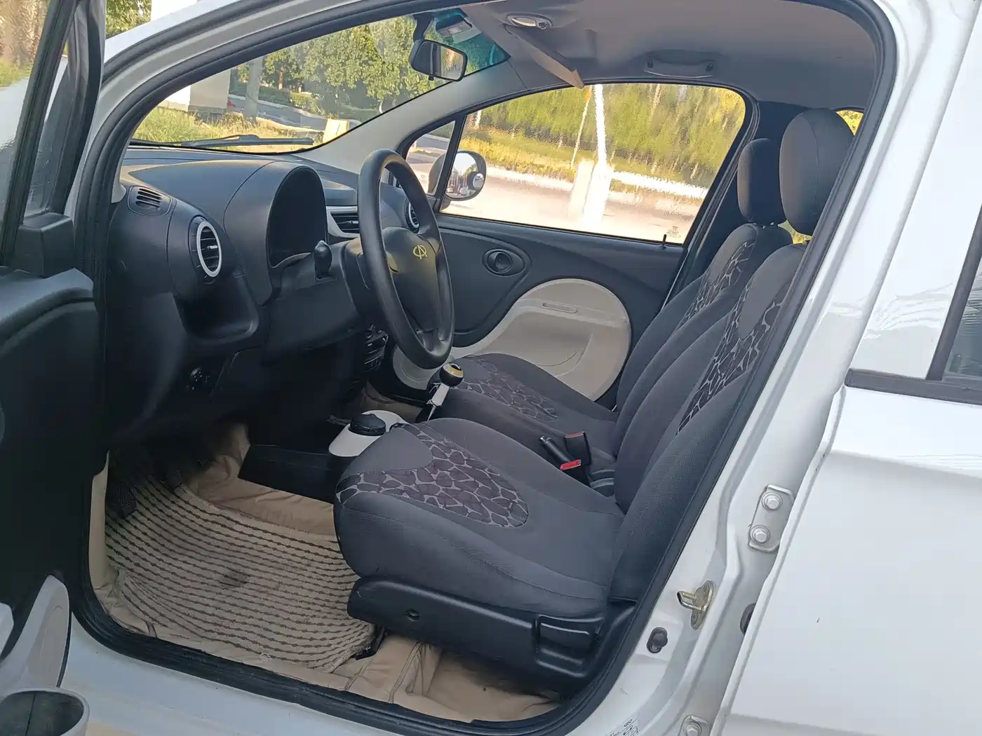 Chery QQ 2014 2013 1.0L Manual Joy Edition