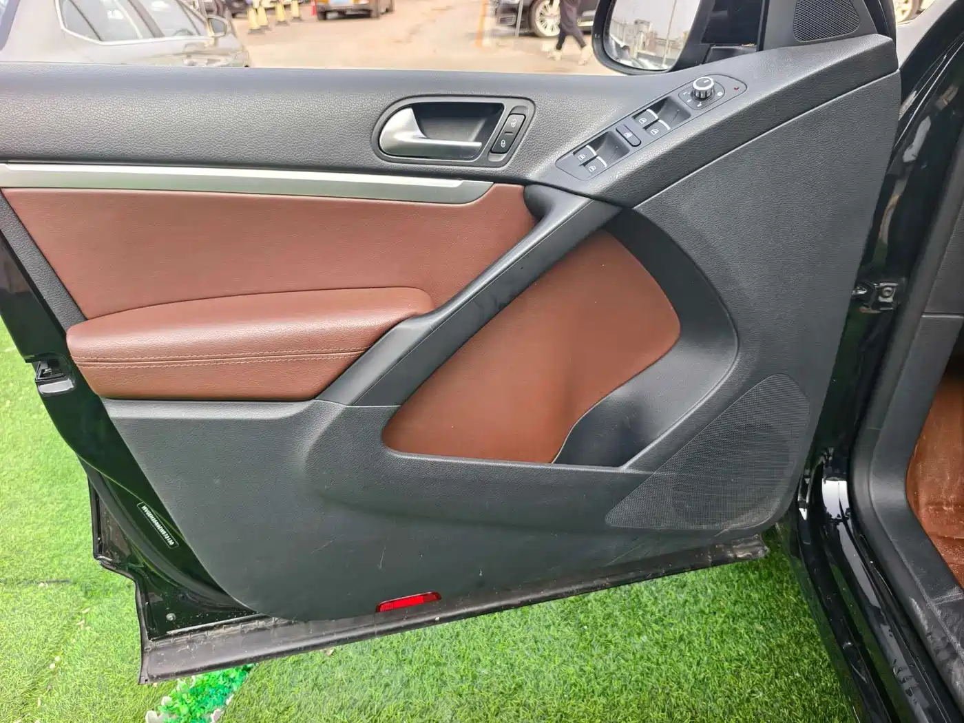 Volkswagen Tiguan 2014 2.0TSI Exclusive Edition фото 10