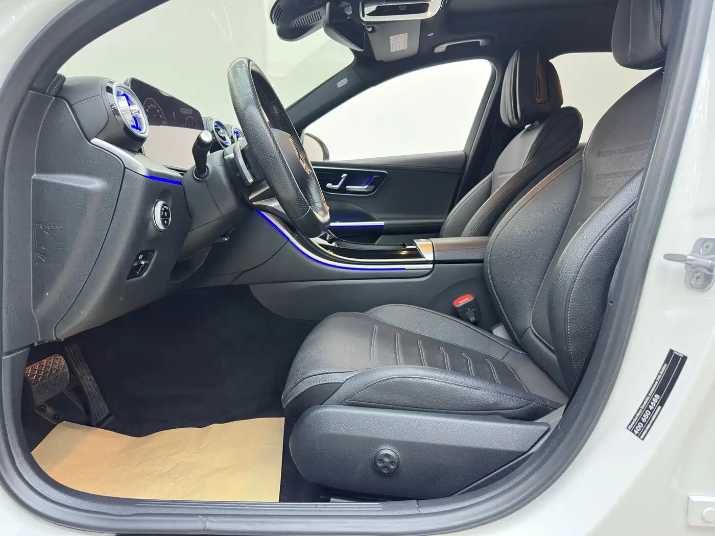 Mercedes-Benz C-Class 2024 C 260 L Night Edition Sport фото 8