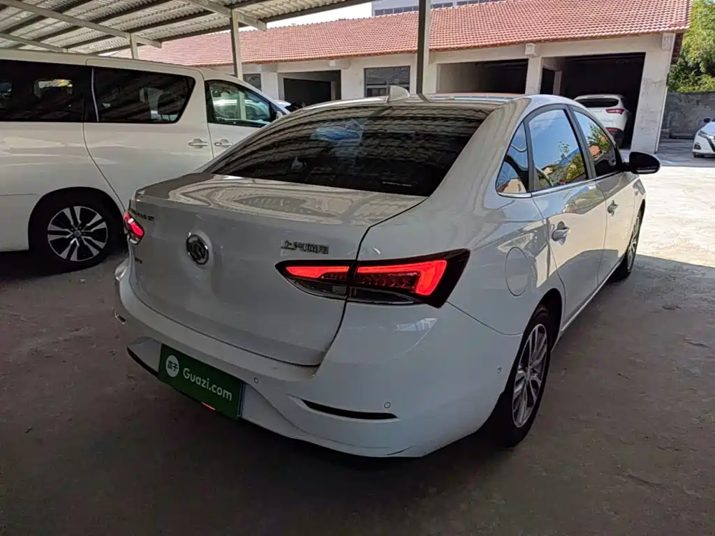 Photo 7 - Buick Excelle