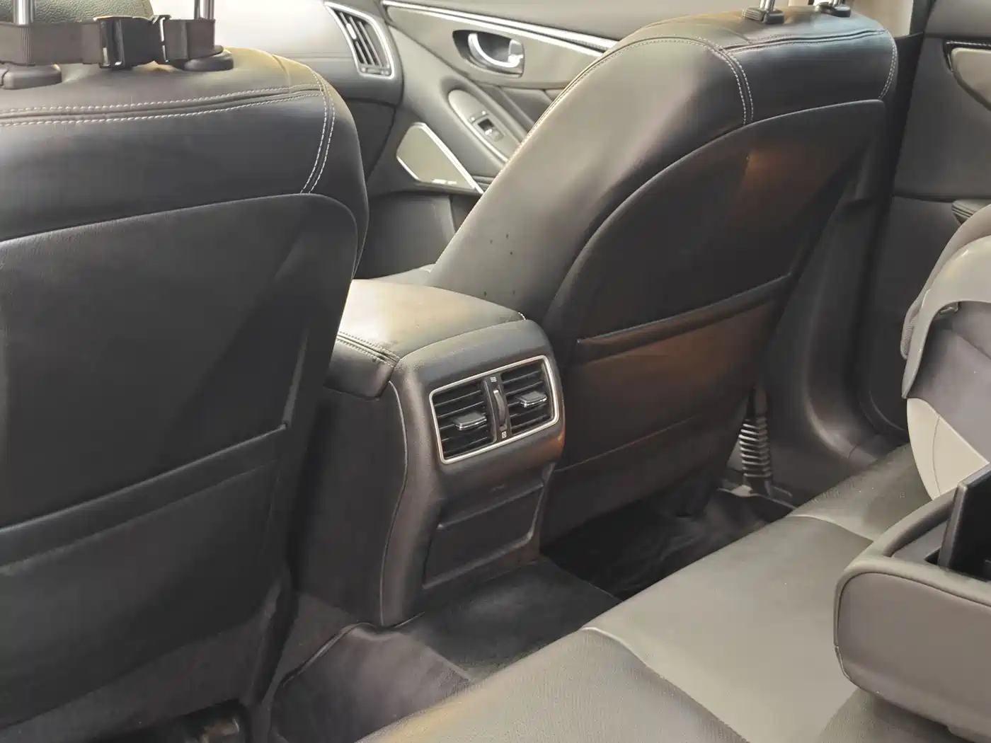 Infiniti Q50L 2021 2018 2.0T Premium Edition (China VI)