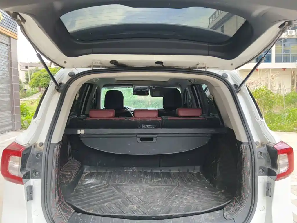 Dongfeng Fengxing Fengxing T5 2019 2018 230T CVT Smart Enjoy Type