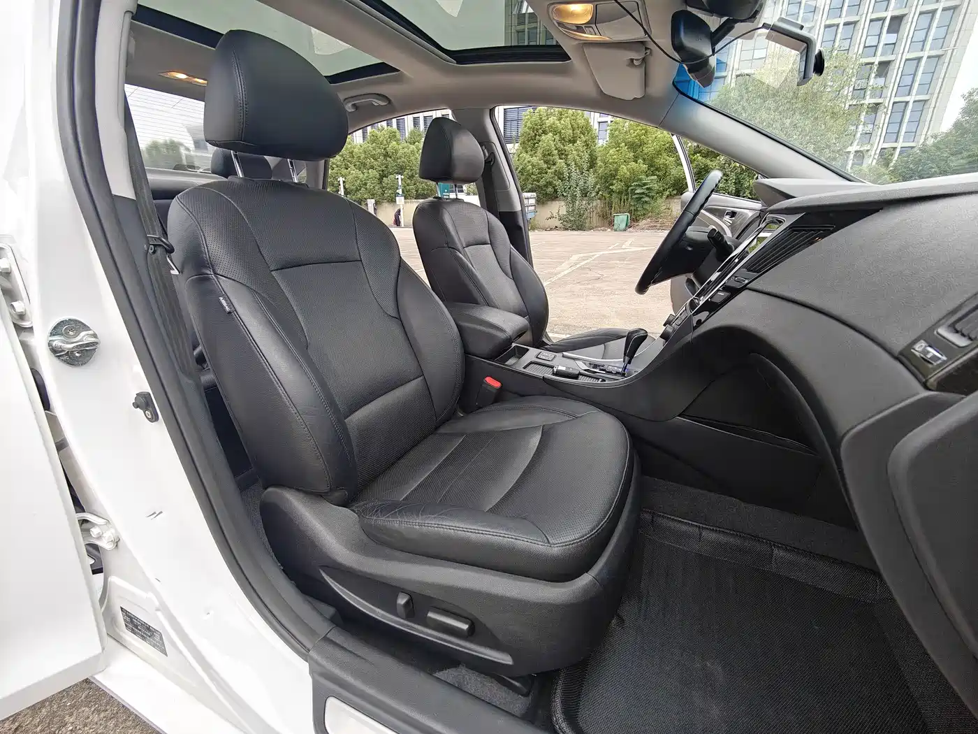 Hyundai Sonata 2013 2013 2.0L Automatic Supreme Edition