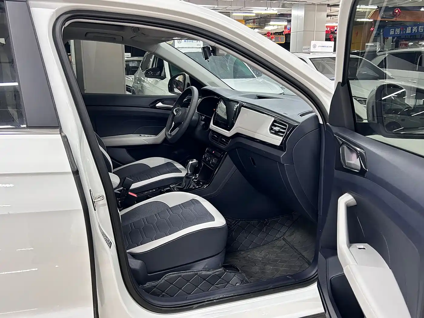 Volkswagen Tharu 2025 New Edge 1.5L Aspiration Edition фото 12