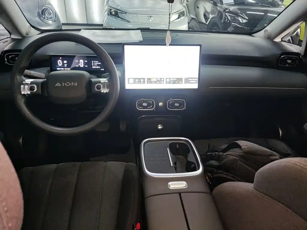Aion UT 2025 2025 Model 330 Starlight Edition
