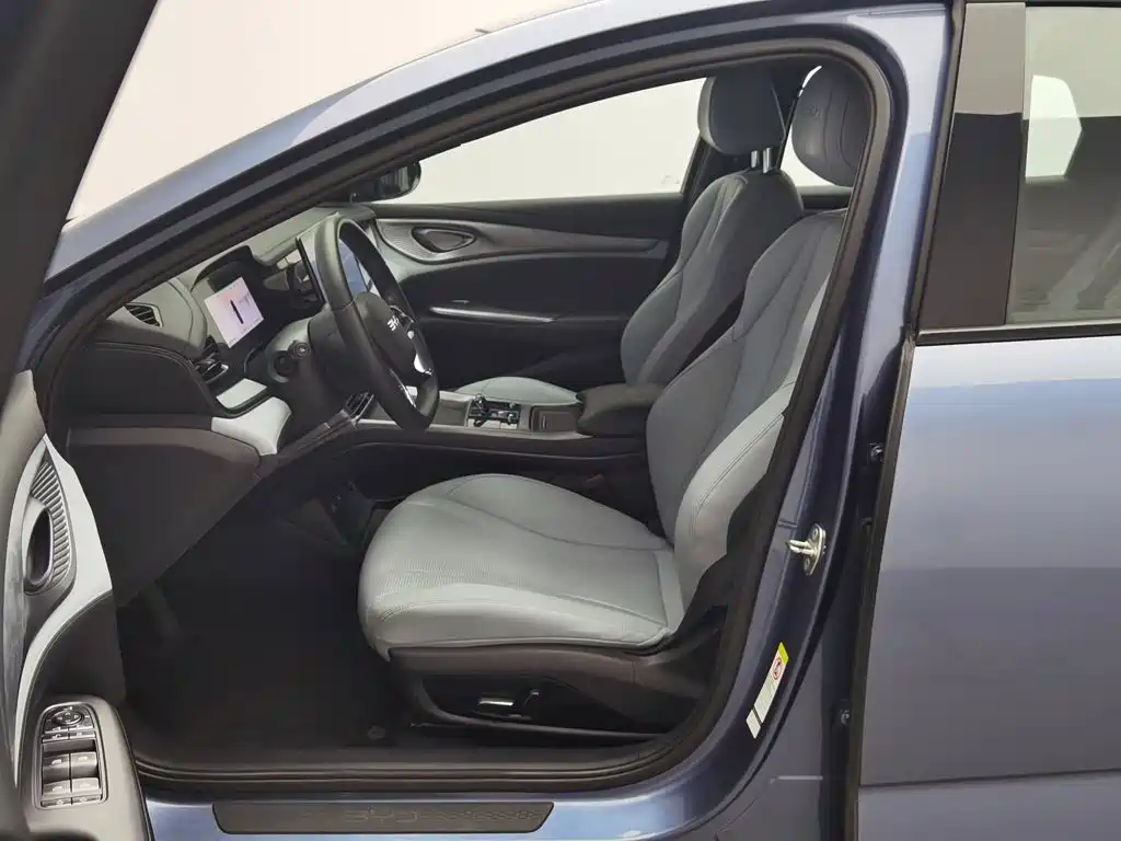 BYD Seal 2024 2024 Glory Edition DM-i 1.5L 121km Elite