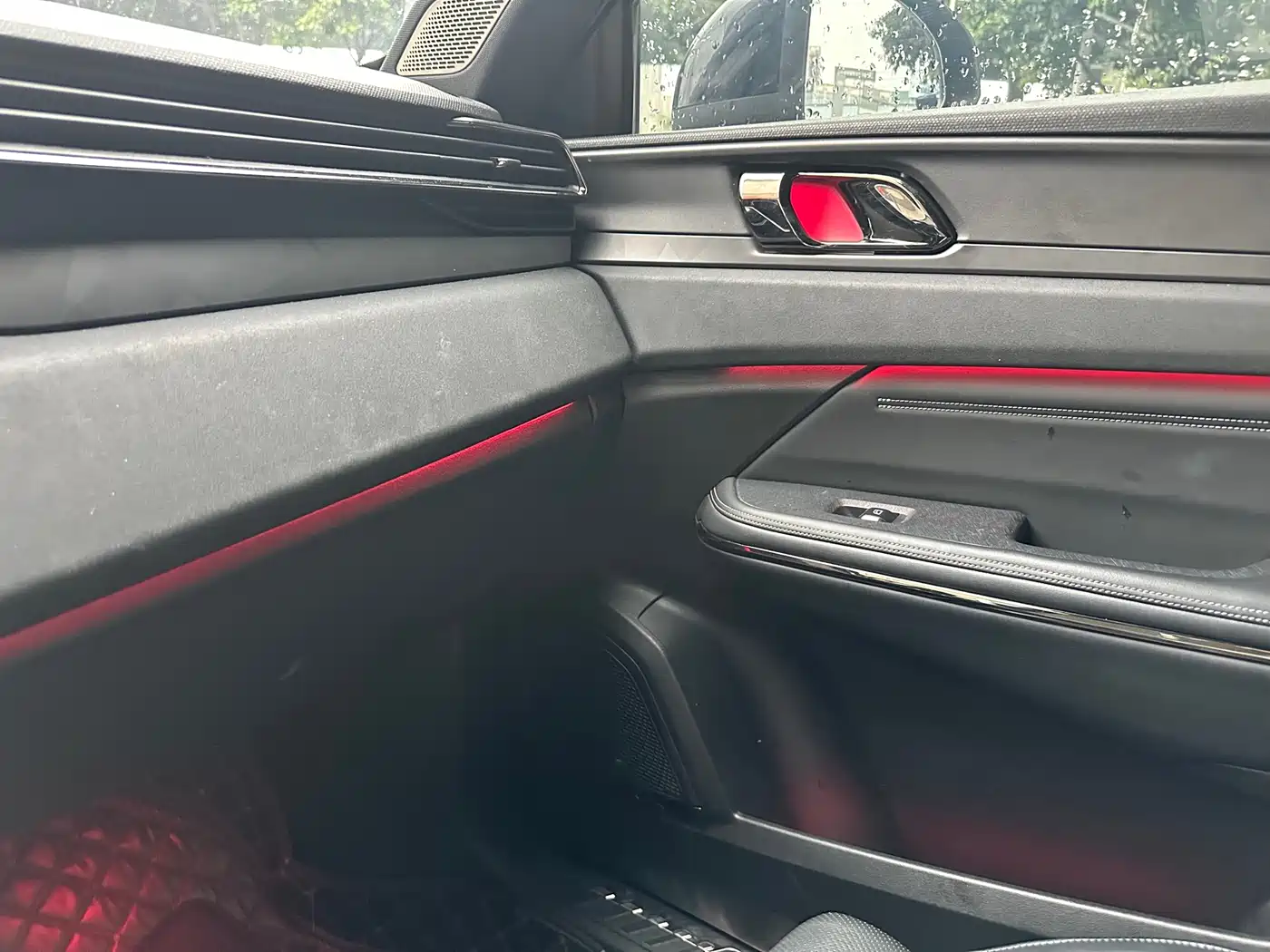 Lynk & Co 01 EM-P 2021 2021 1.5TD PHEV Halo