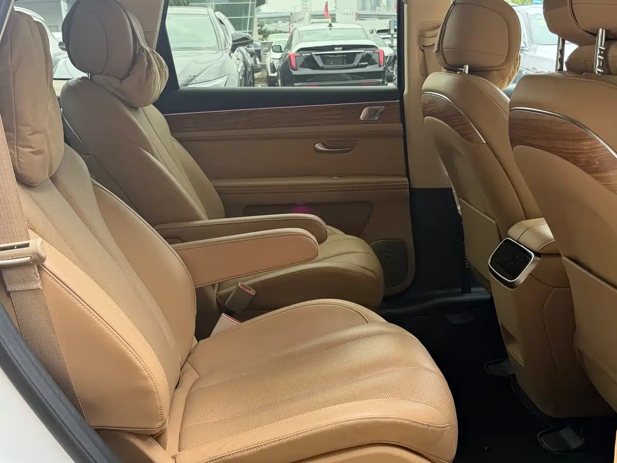 AITO Wenjie AITO M7 2022 1.5T AWD Luxury Edition фото 14