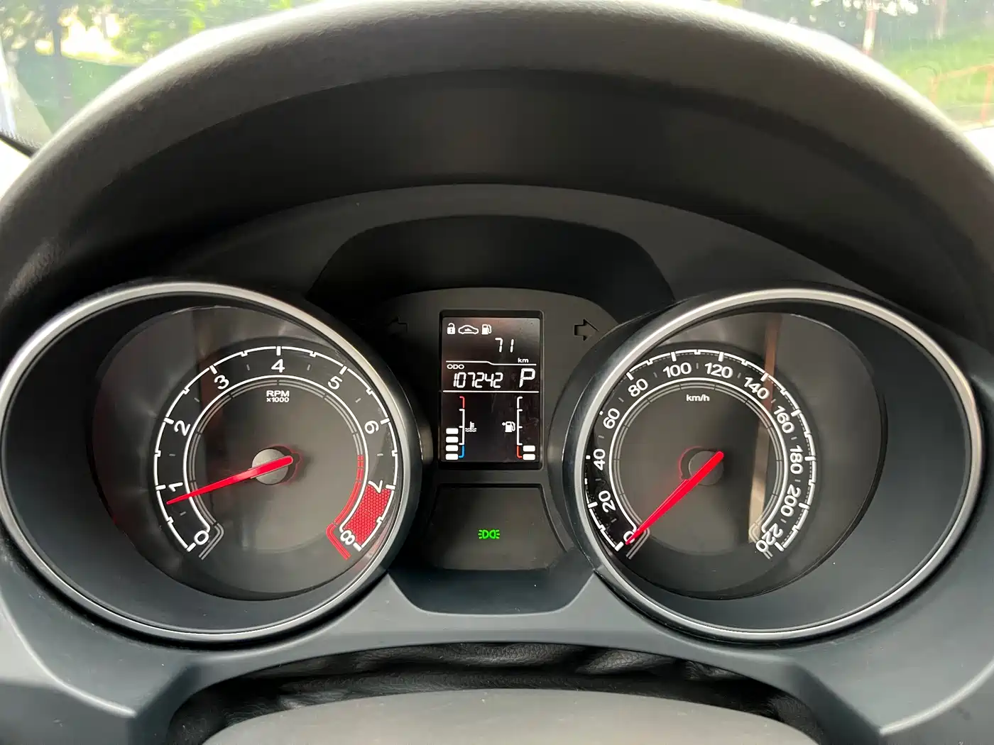 MG GT 2017 2016 Model 1.5L Automatic Premium Luxury Edition