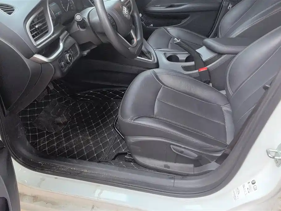 Buick Excelle 2021 Exemplar 1.5L Auto Progressive фото 9