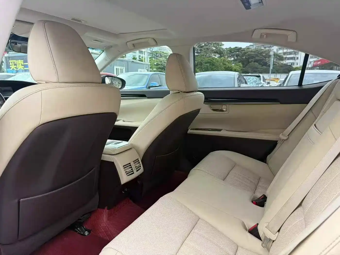 Lexus ES 2015 300h Comfort Edition фото 8