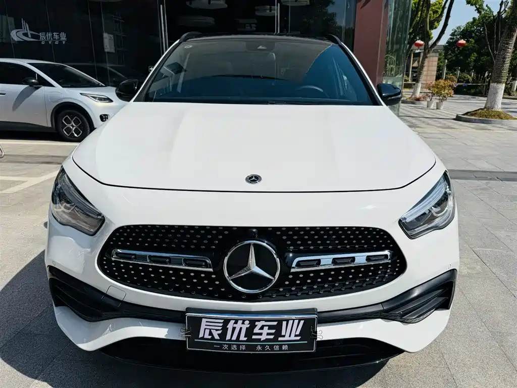 Mercedes-Benz GLA 2022 GLA 220 4MATIC фото 3