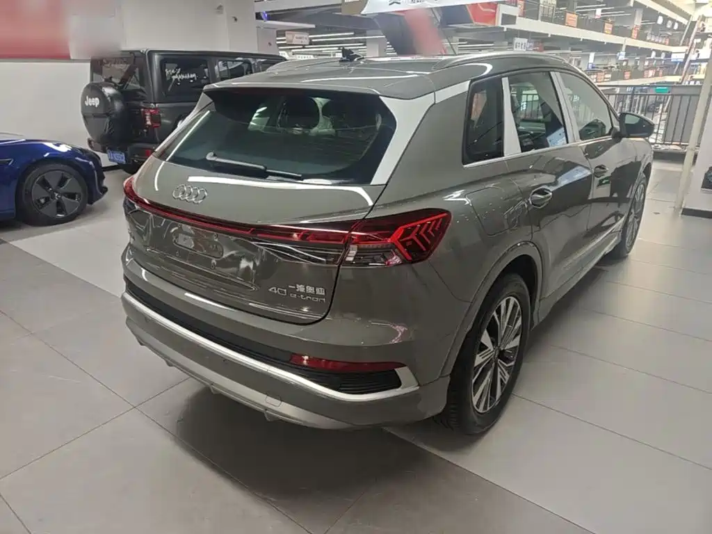 Audi Q4 e-tron 2026 2024 40 e-tron Pioneer Edition