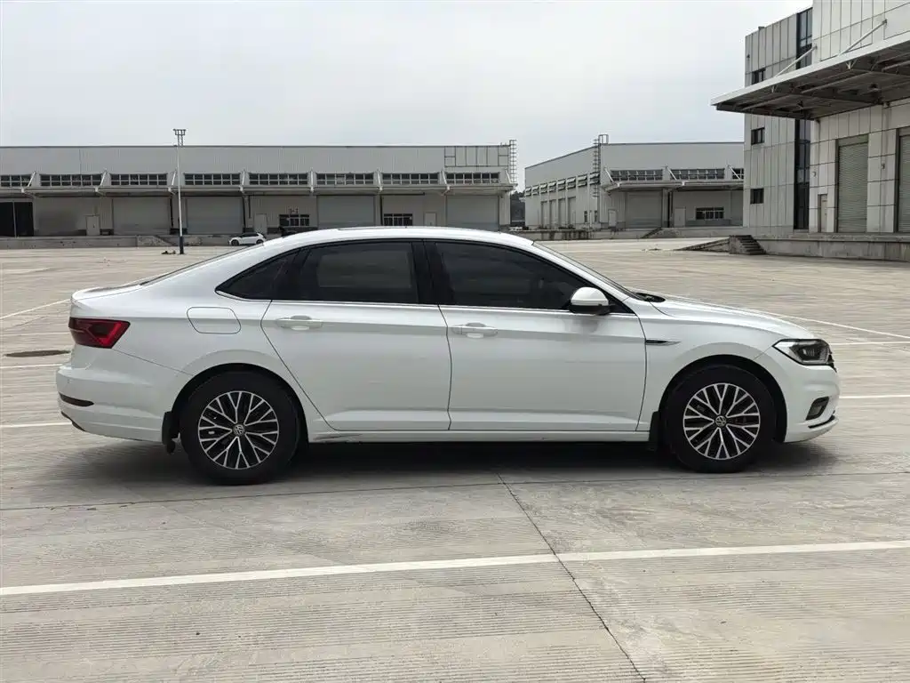 Volkswagen Sagitar 2021 280TSI DSG Comfort Smart Connect Edition фото 15