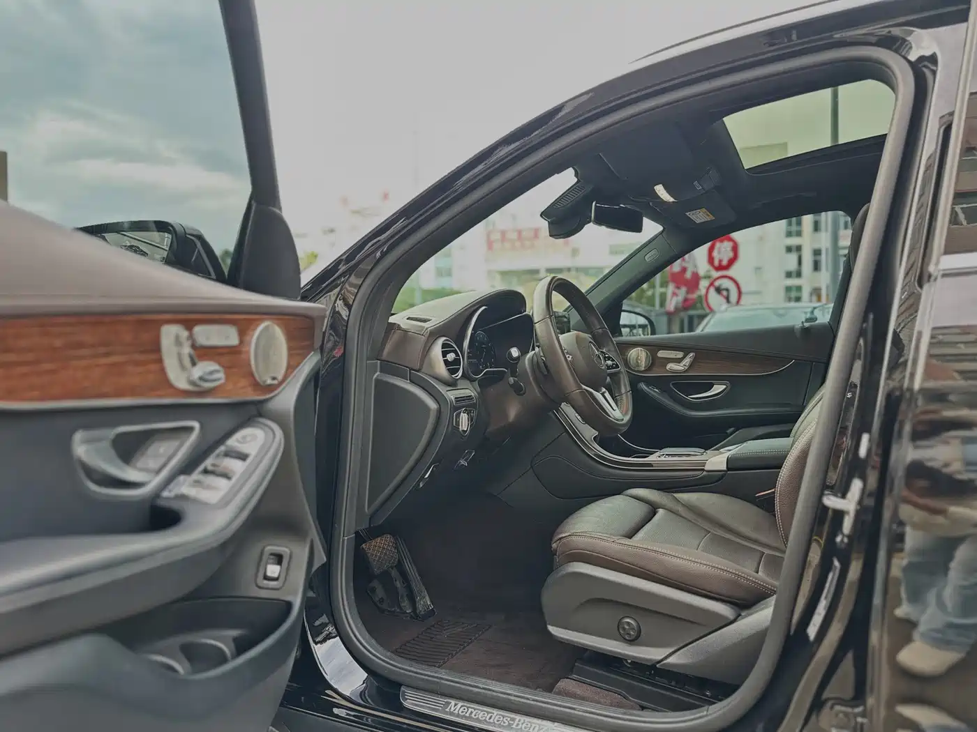 Mercedes-Benz GLC 2021 GLC 260 L 4MATIC Sporty фото 7