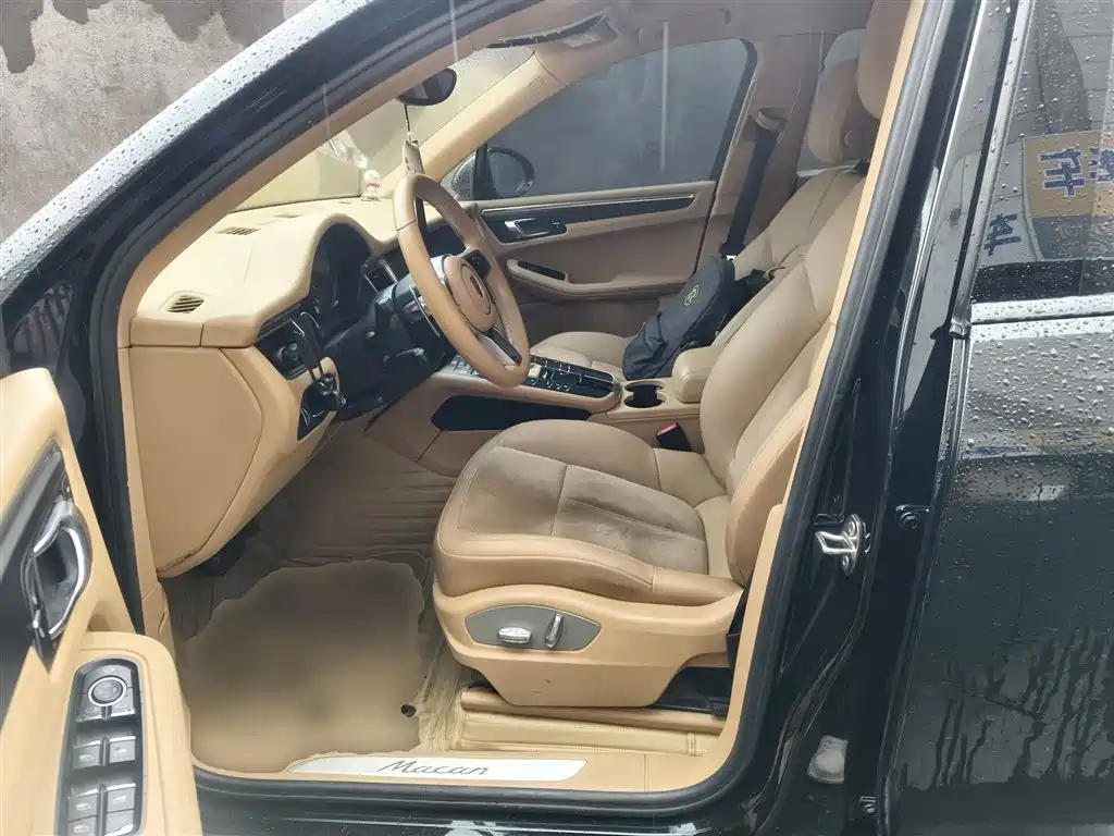 Porsche Macan 2016 Macan 2.0T фото 11