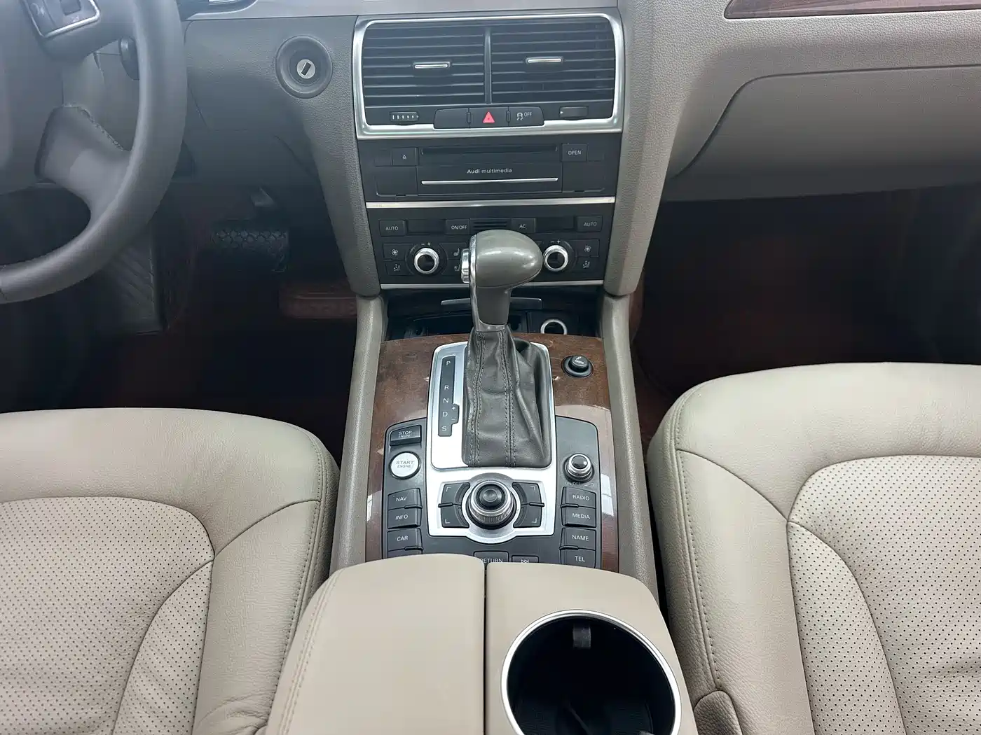 Audi Q7 2012 3.0 TDI Leading Edition фото 19