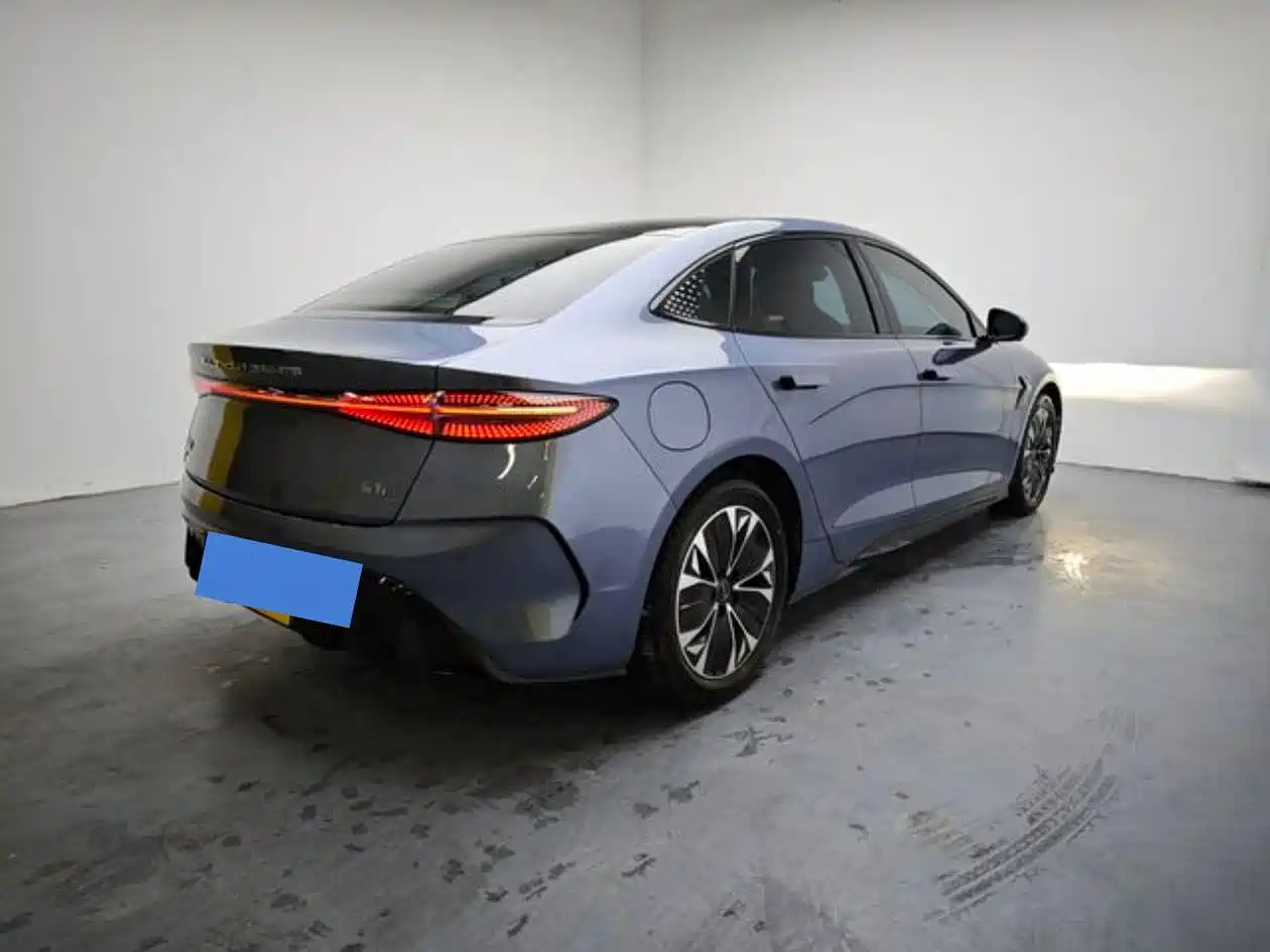 BYD Seal 2022 550km Standard Range RWD Elite фото 6