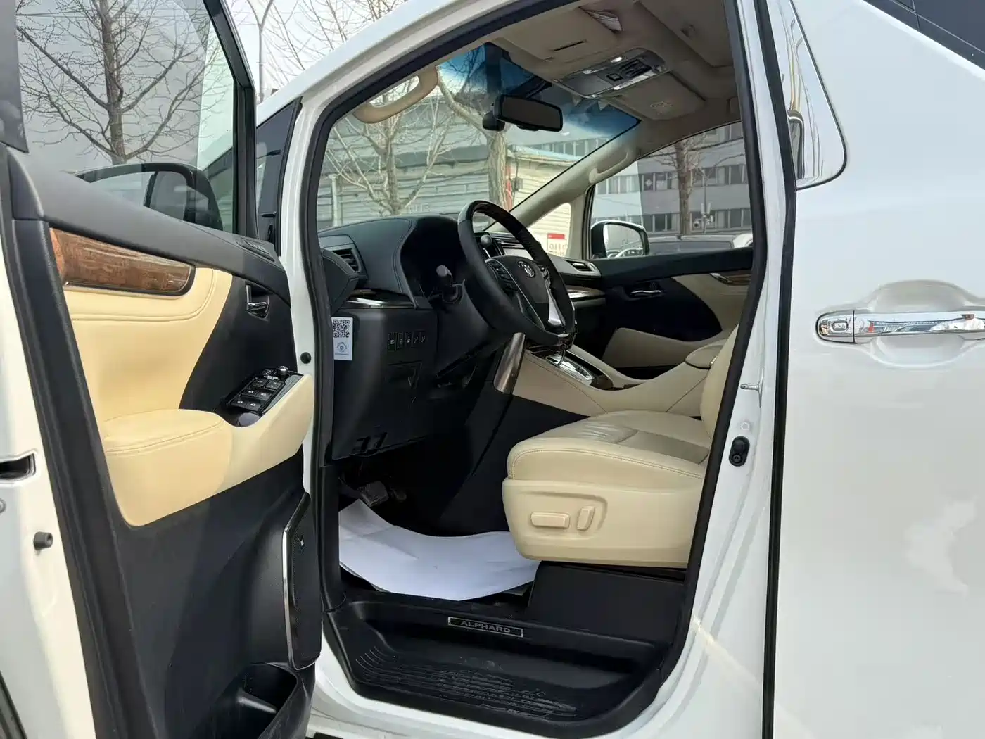 Toyota Alphard 2018 3.5L Premium фото 3