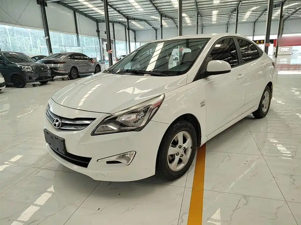 Hyundai Verna 2014 1.4L Automatic Smart GLS