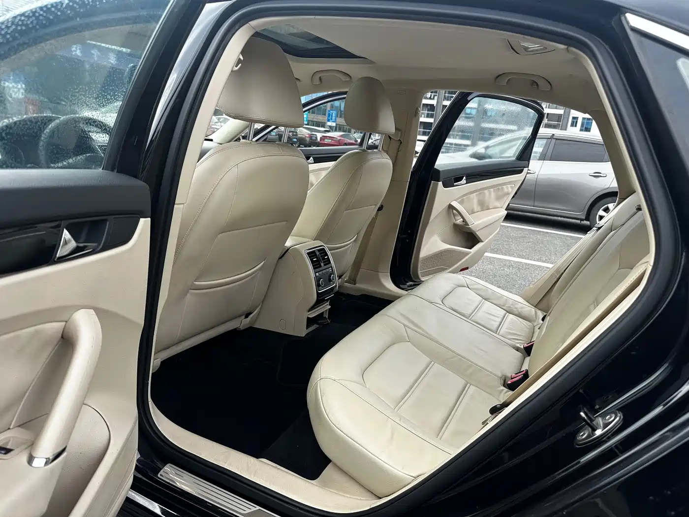 Volkswagen Passat 2013 1.8TSI DSG Zunrong фото 8
