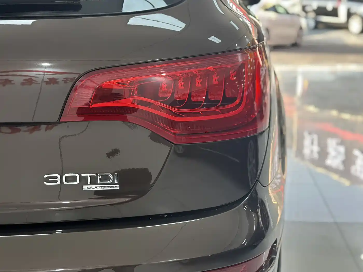Audi Q7 2012 3.0 TDI Leading Edition фото 7