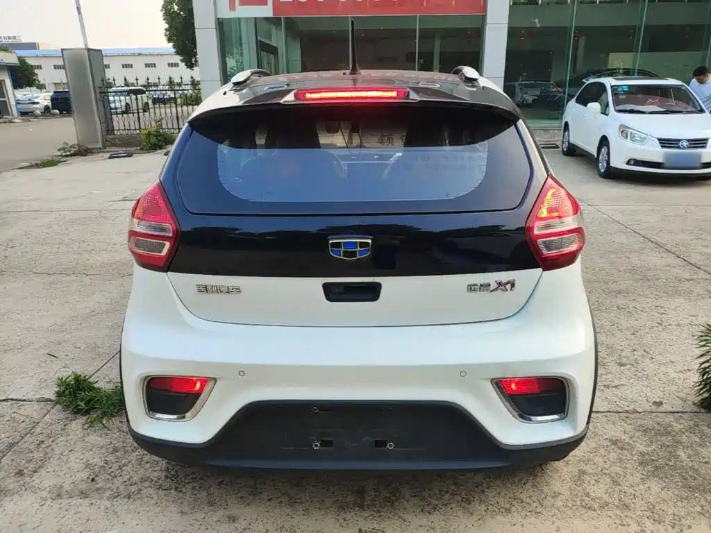 Geely Yuanjing X1 2018 2017 1.3L Auto Player Edition