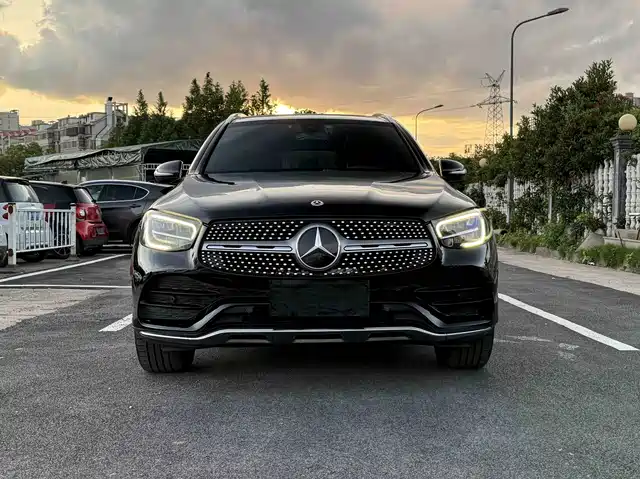 Mercedes-Benz GLC 2020 GLC 260 L 4MATIC Luxury — фото 3