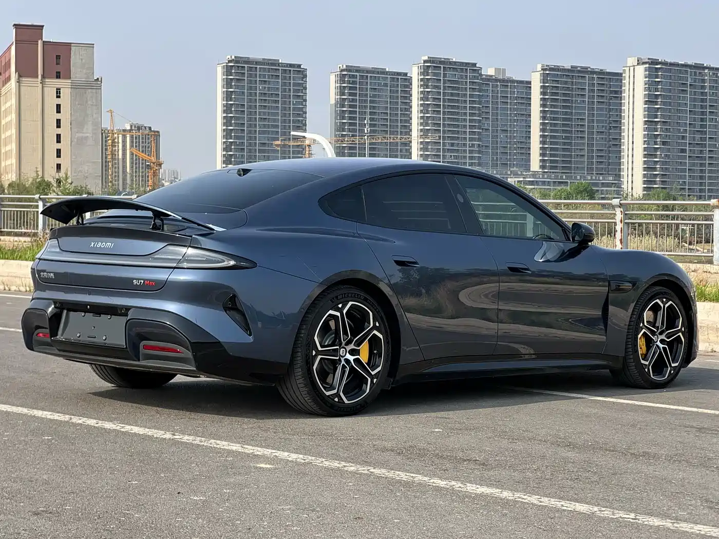 XIAOMI CAR XIAOMI SU7