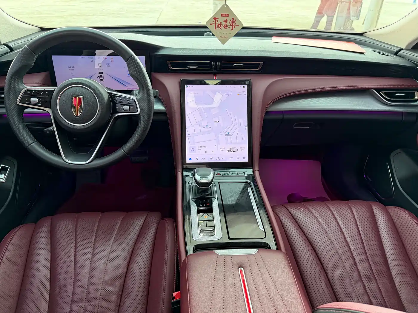 Hongqi H5 2024 2.0T Automatic Smart Connect Flag Smooth Edition фото 5