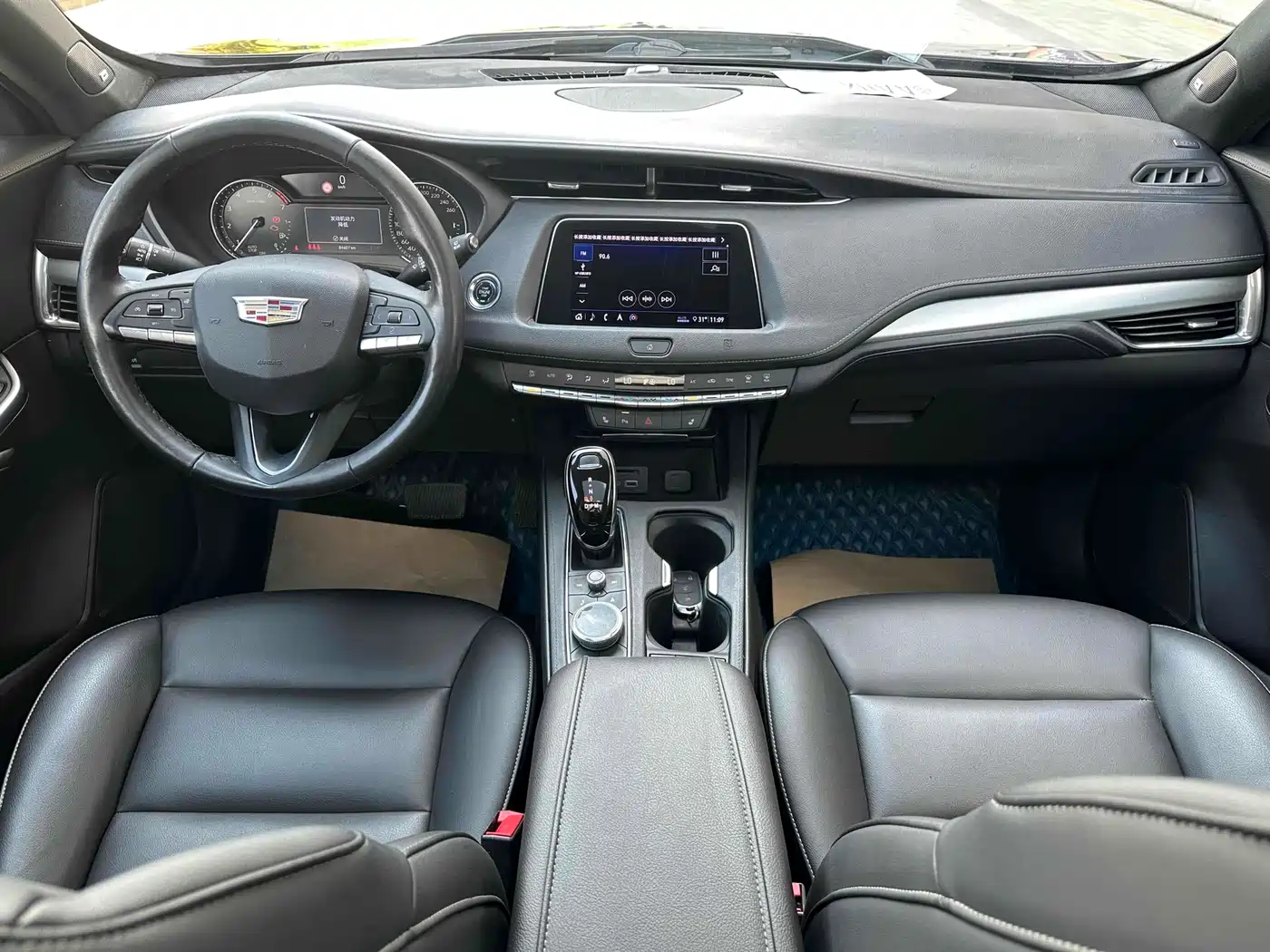 Cadillac XT4 2020 28T FWD Leading Trim фото 6