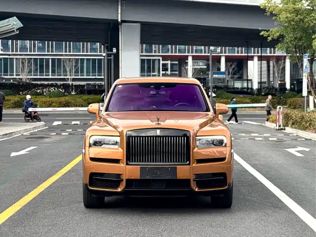 Rolls-Royce Cullinan Black Badge
