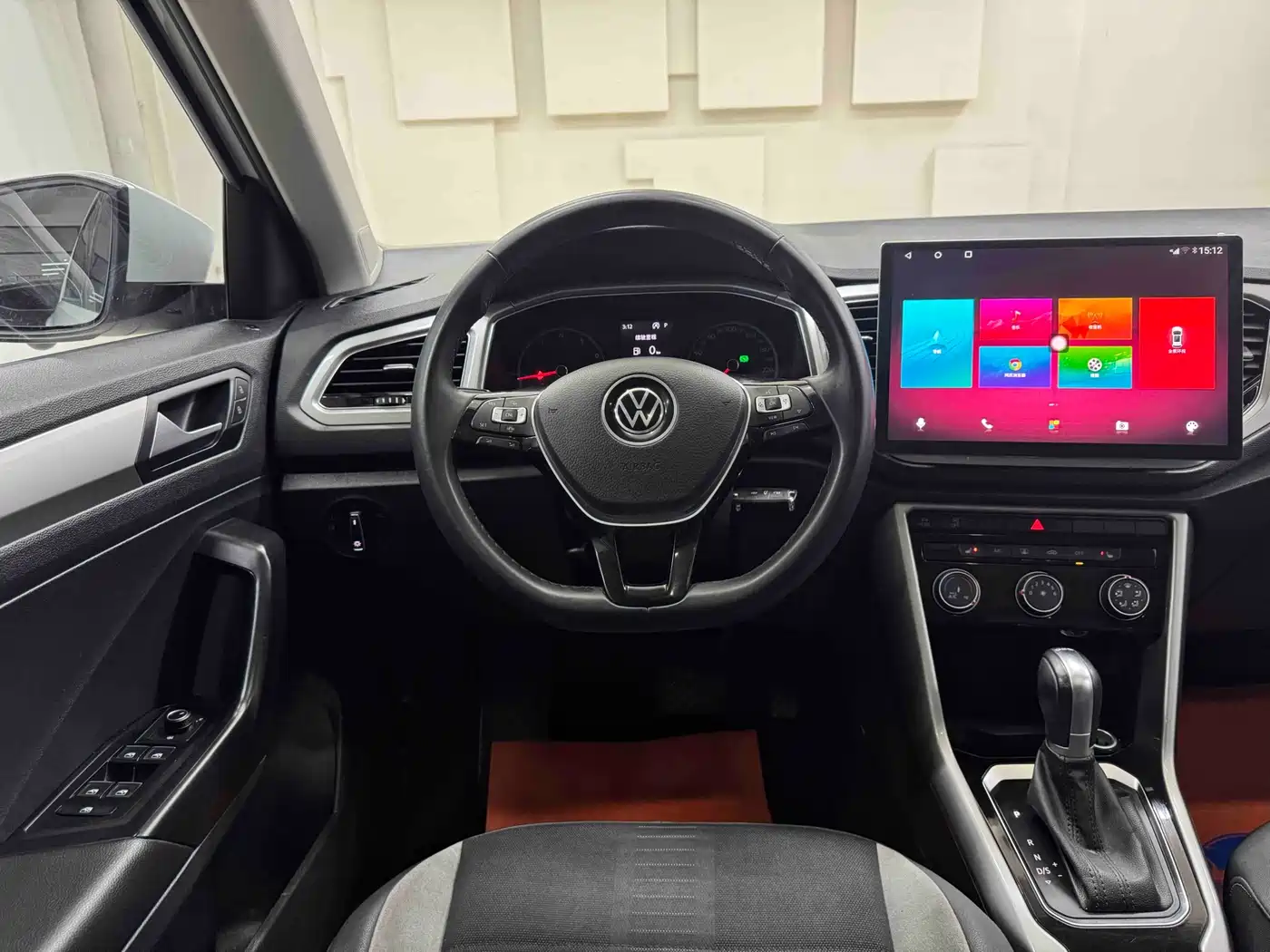 Volkswagen T-ROC 2022 280TSI DSG 2WD Elite PLUS фото 16