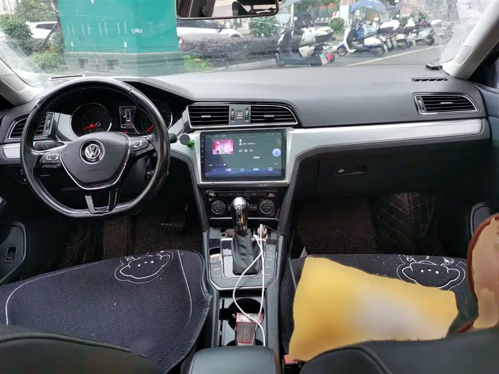 Volkswagen Lamando 2017 280TSI DSG Comfort Edition фото 13