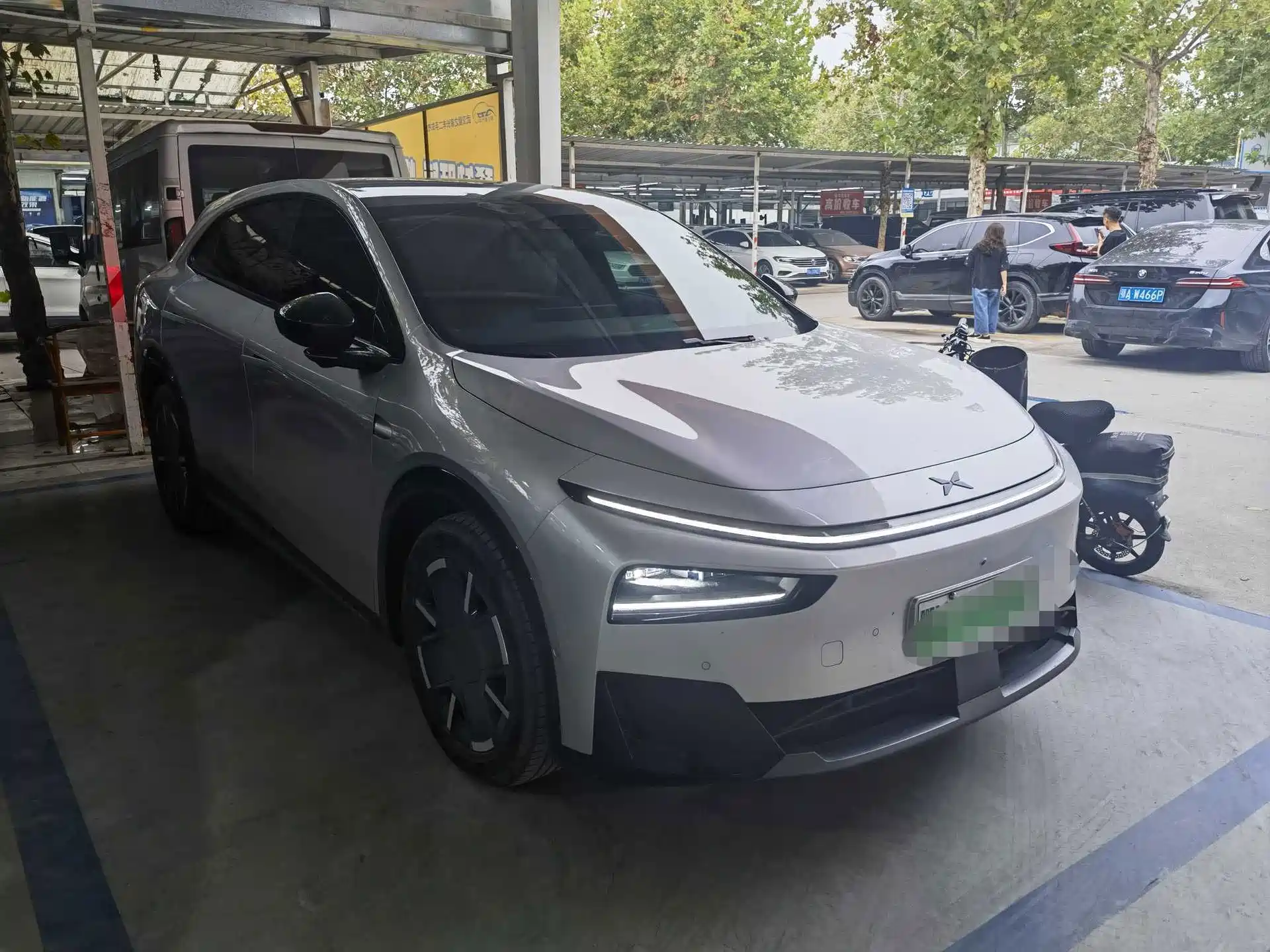 Фото 3 - XPeng G7