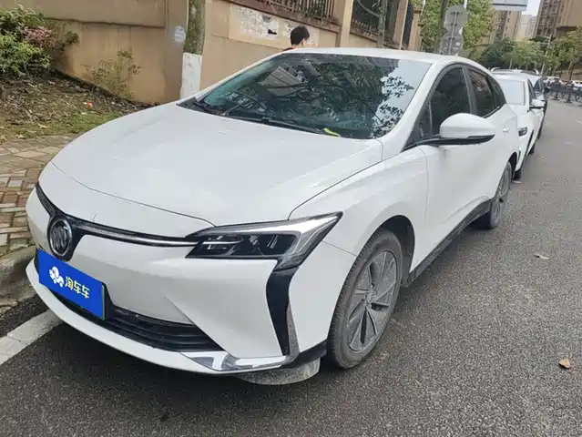 buick slightly-blue-6