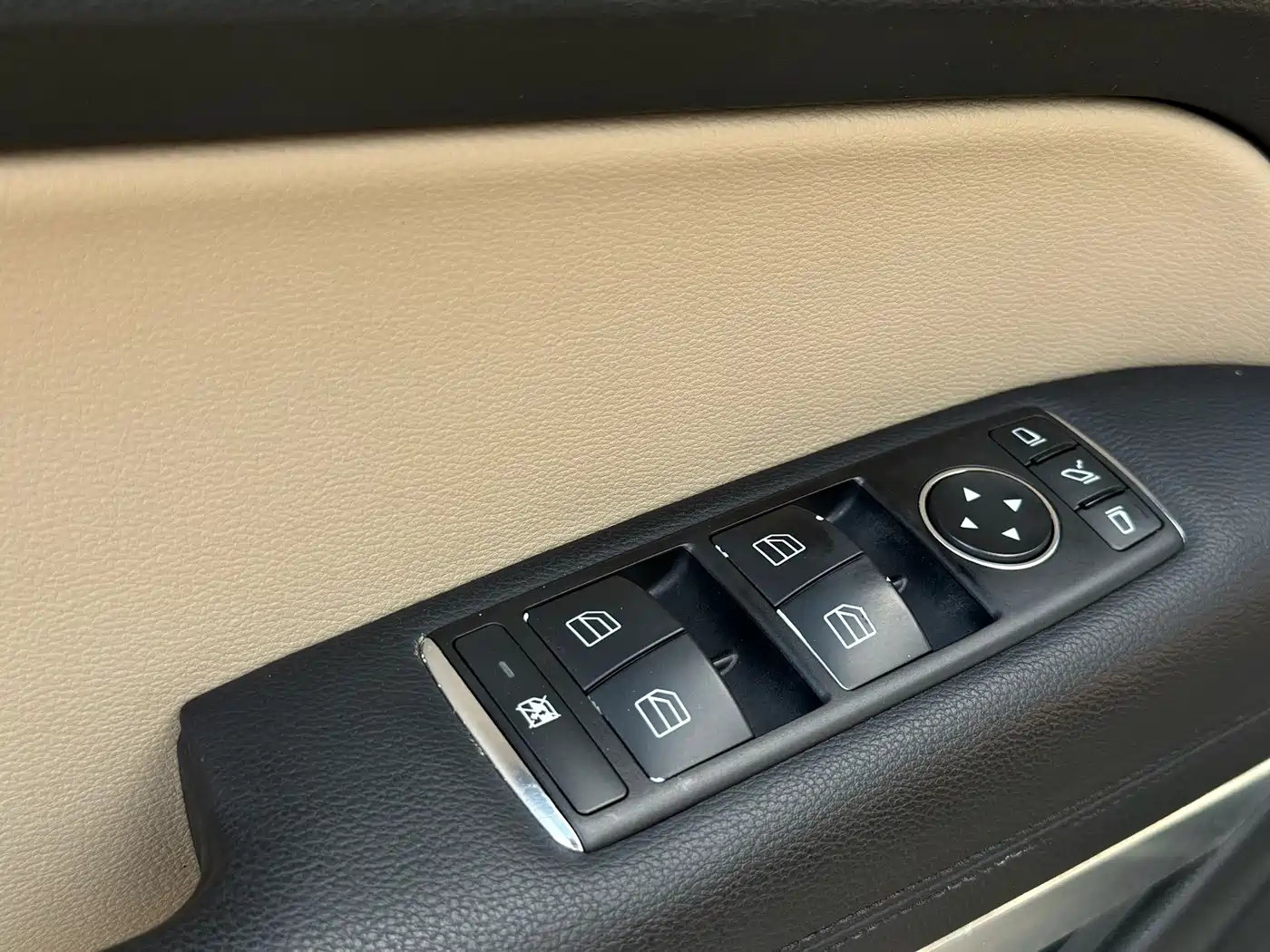 Mercedes-Benz E-Class (Import) 2012 E 260 CGI Coupe фото 20